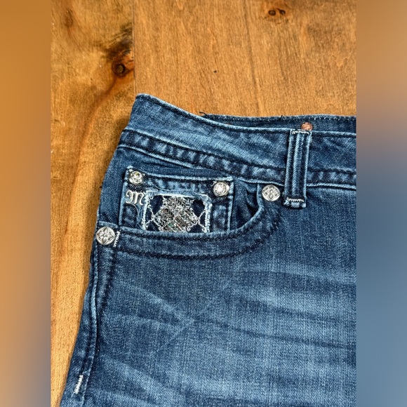 Miss Me Boyfriend Capri Denim Jeans Bling Embroidered Y2K Sequin Women's Sz 28 - Picture 5 of 10